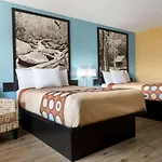 Super 8 by Wyndham Whites Creek/ Nashville NW Area