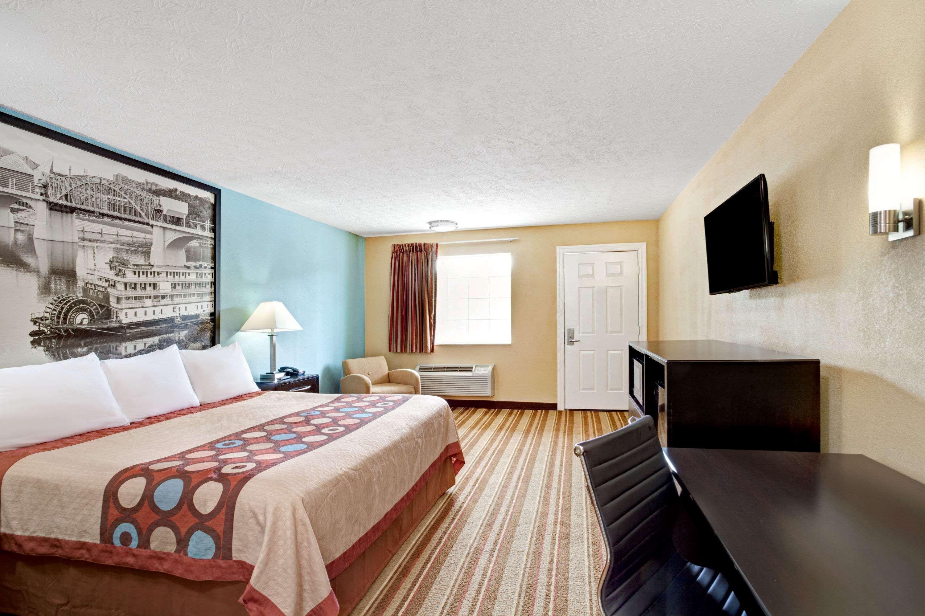 Super 8 By Wyndham Whites Creek/ Nw Area 2*