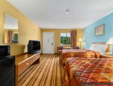 Super 8 By Wyndham Whites Creek/ Nw Area Hotel Nashville